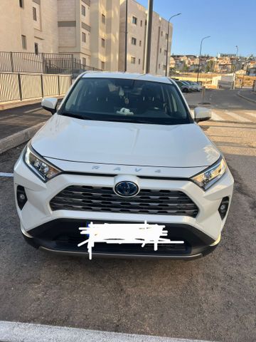 טויוטה RAV4