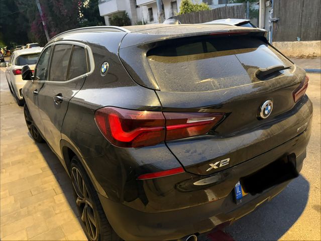 ב מ וו X2