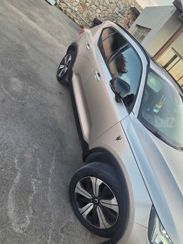 וולוו XC40