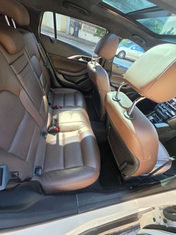 אינפיניטי QX30
