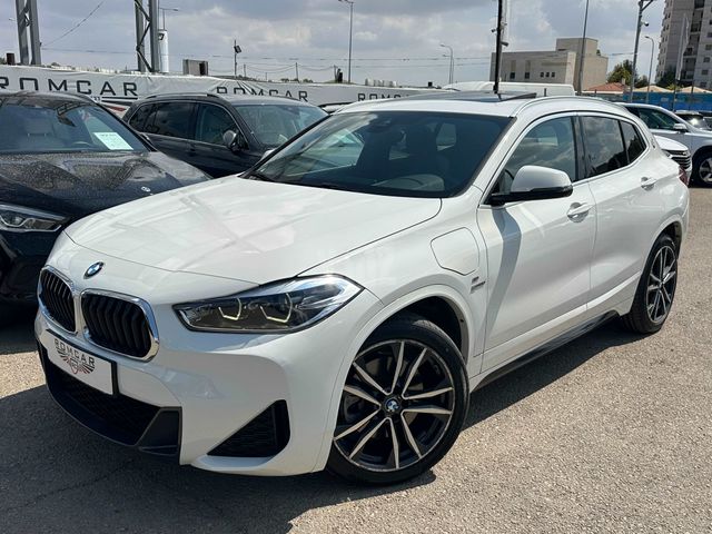 ב מ וו X2
