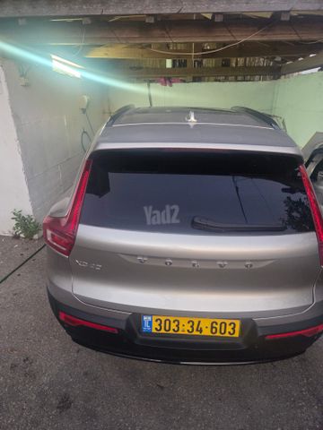 וולוו XC40