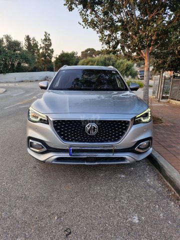 אם ג'י EHS PHEV