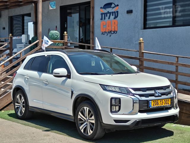 מודעת רכב מיצובישי ASX