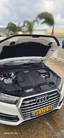 אאודי Q7