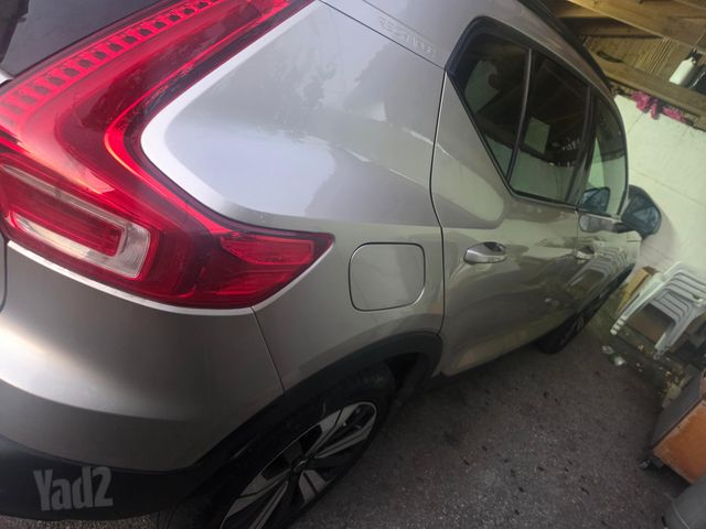 וולוו XC40