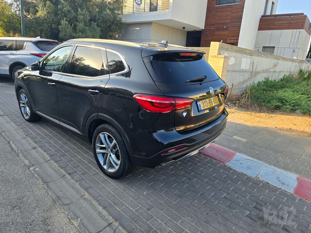 אם ג'י EHS PHEV
