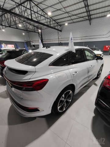 אאודי Q4 e-tron