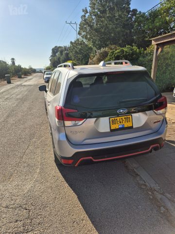 סובארו פורסטר