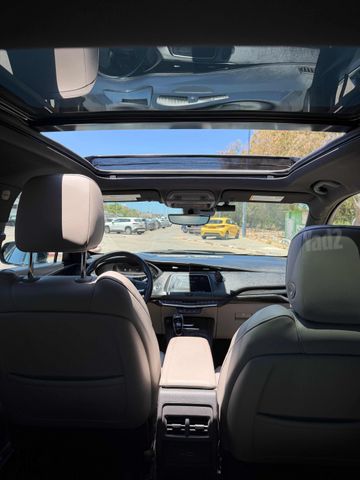 קאדילק XT4