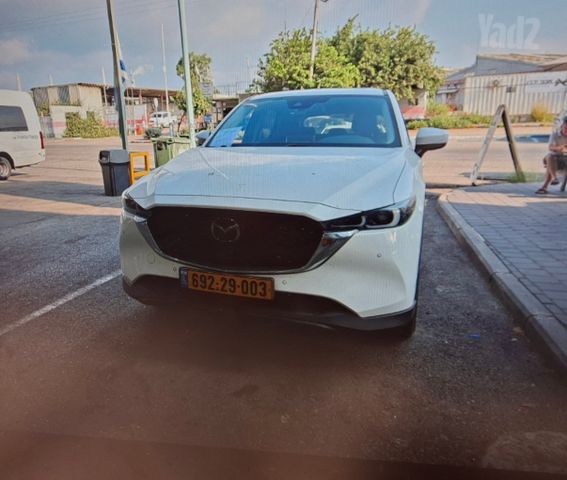 מודעת רכב מאזדה CX-5