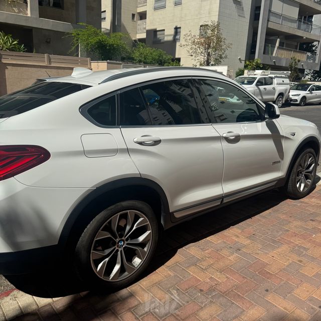 מודעת רכב ב מ וו X4