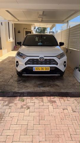 מודעת רכב טויוטה RAV4