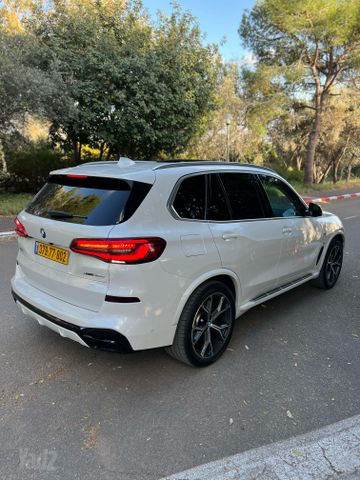 ב מ וו X5