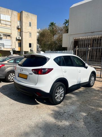 מודעת רכב מאזדה CX-5