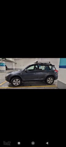 טויוטה RAV4