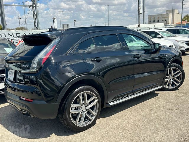 קאדילק XT4