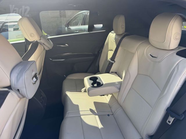 קאדילק XT4