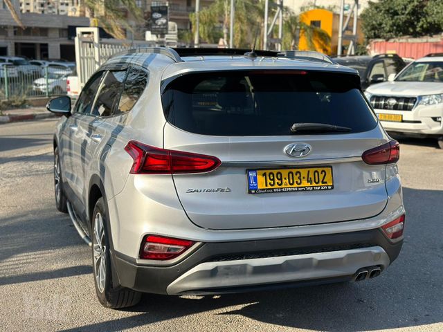 יונדאי סנטה פה