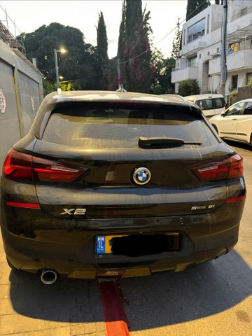 ב מ וו X2