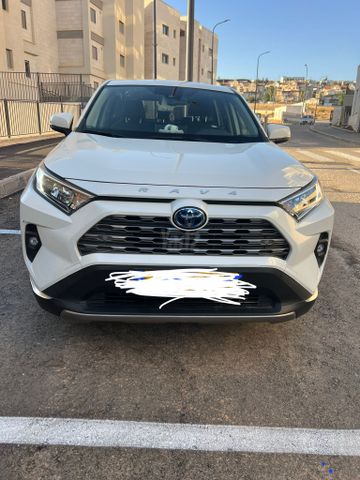 טויוטה RAV4