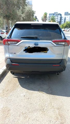 טויוטה RAV4