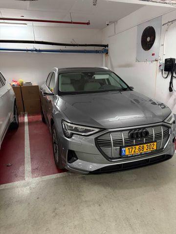 אאודי E-tron
