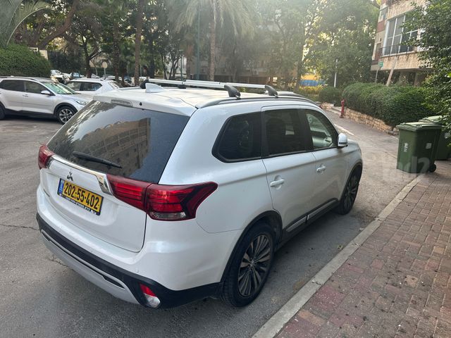 מודעת רכב מיצובישי אאוטלנדר