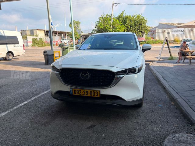 מודעת רכב מאזדה CX-5