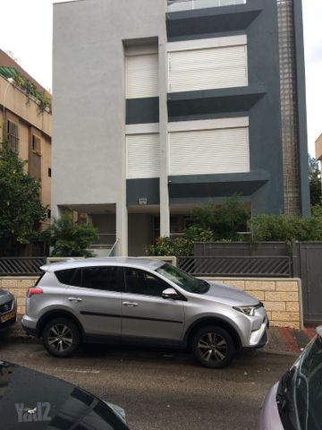 טויוטה RAV4