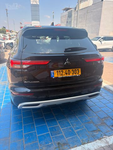 מיצובישי אאוטלנדר