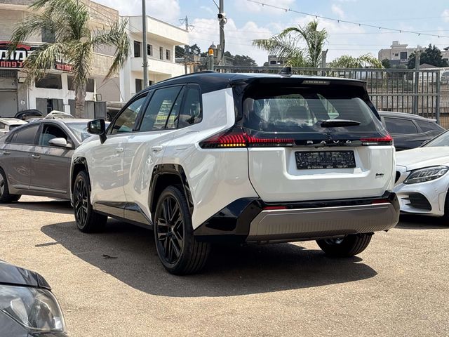 טויוטה RAV4