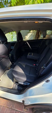 טויוטה RAV4