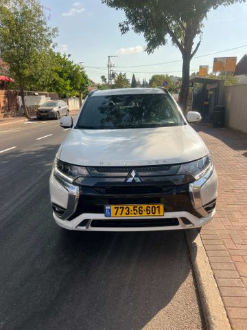מודעת רכב מיצובישי אאוטלנדר