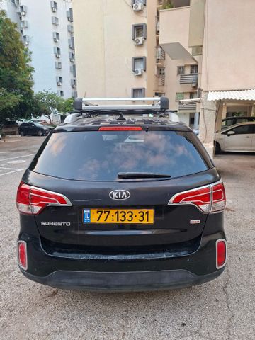 קיה סורנטו