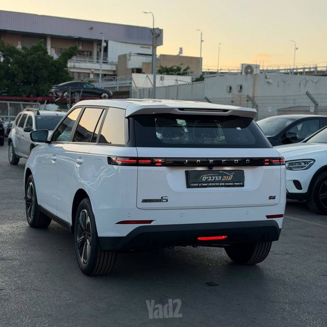 ג'אקו J5