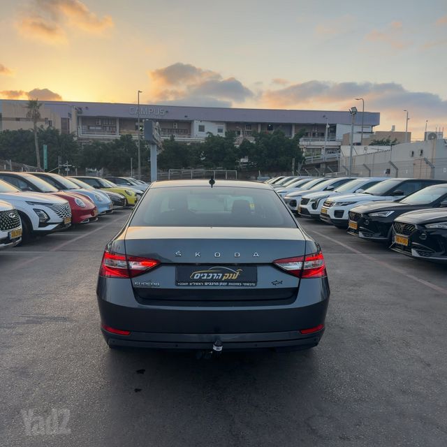 סקודה סופרב