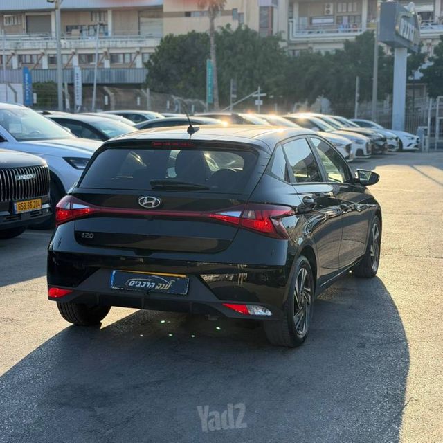 יונדאי i20