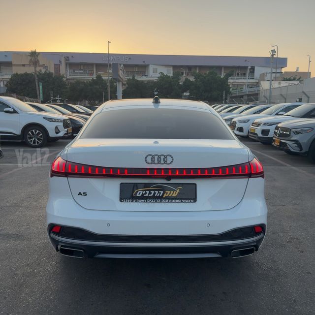 אאודי A5