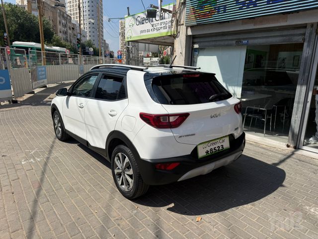 קיה סטוניק