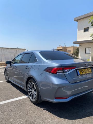 טויוטה קורולה