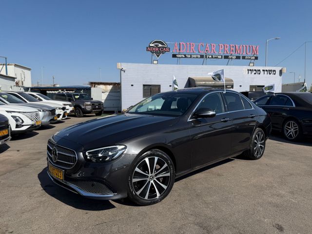 מודעת רכב מרצדס-בנץ E-class