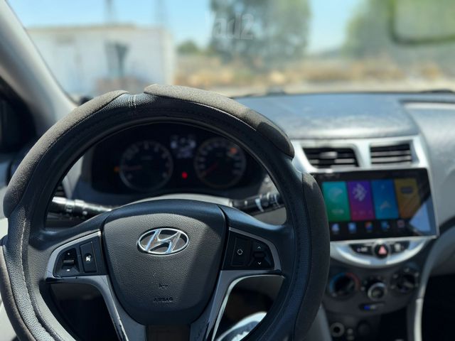 יונדאי אקסנט i25