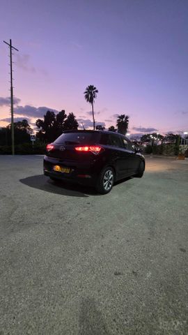 מודעת רכב יונדאי i20 2