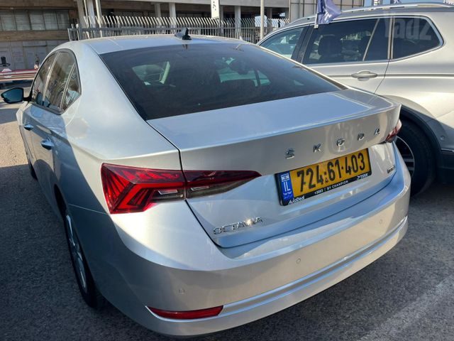 סקודה אוקטביה
