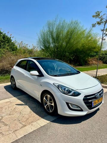 יונדאי i30