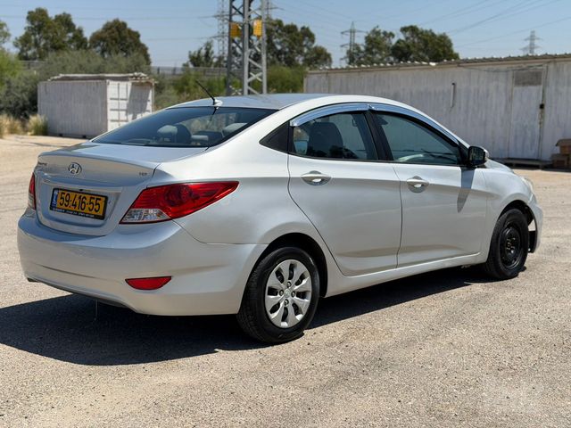 יונדאי אקסנט i25