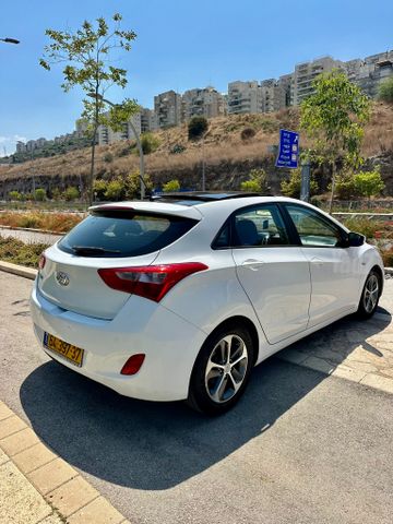 יונדאי i30