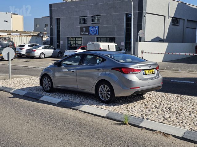 יונדאי I35
