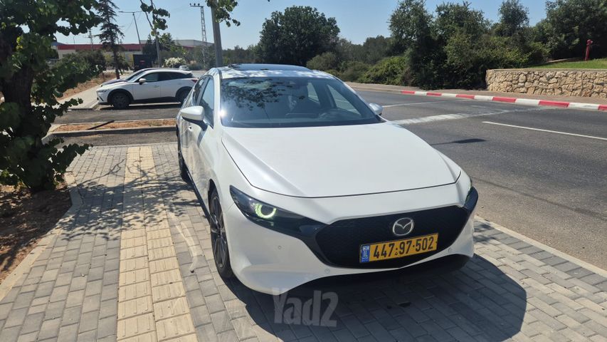 מודעת רכב מאזדה 3 1